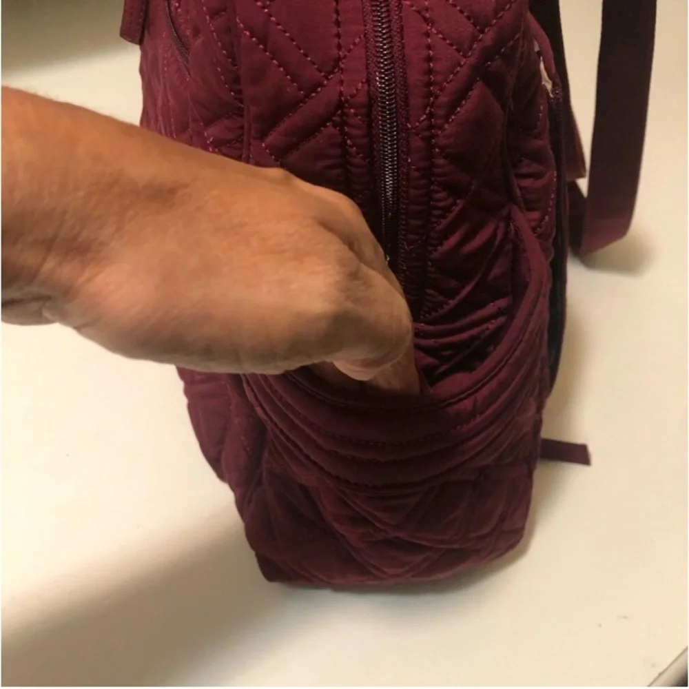 VERA BRADLEY BURGANDY DIPERBAG